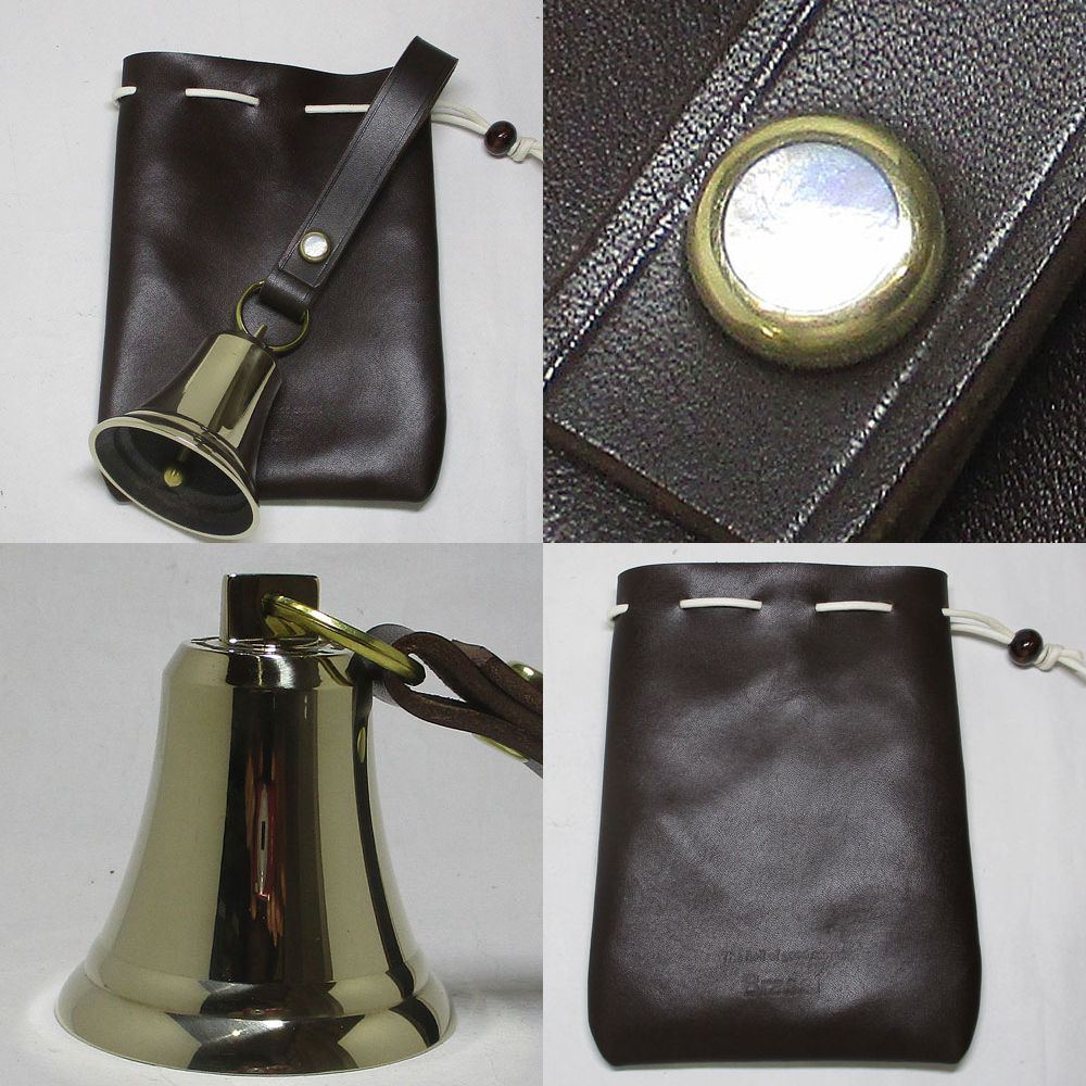 熊鈴大型イヤーモデルの写真